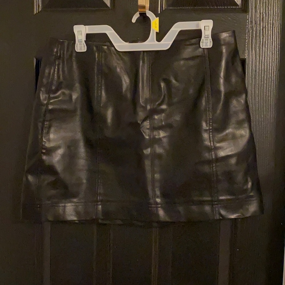 Leather skirt